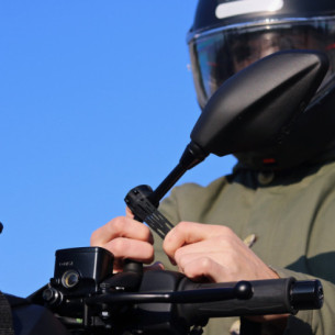 01-img-shapeheart-soporte-smartphone-scooter-universal-magnetico-sphscoot 2