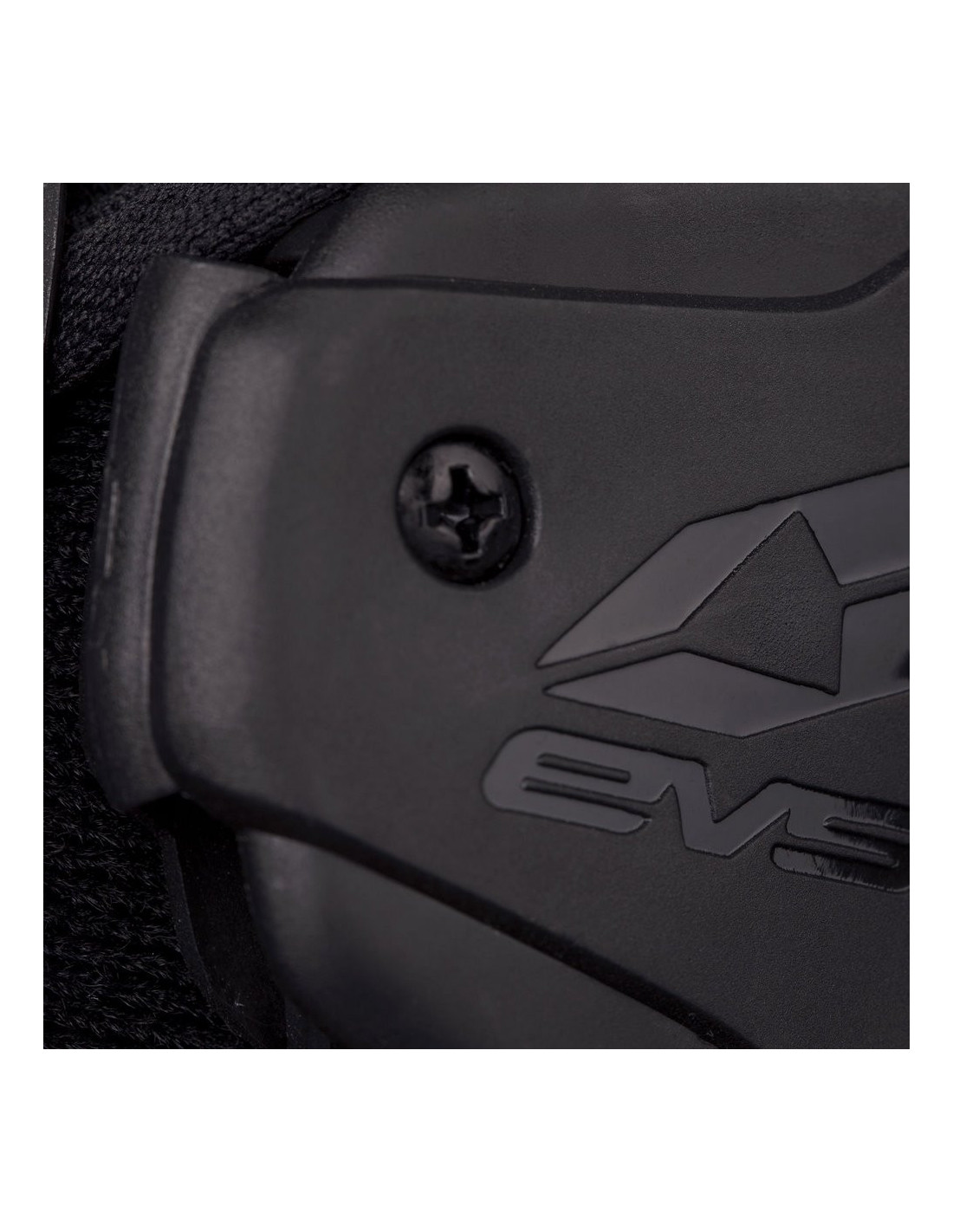 RODILLERAS ORTOPEDICAS EVS RS9 NEGRO RODILLERAS ORTOPEDICAS EVS RS9 NEGRO