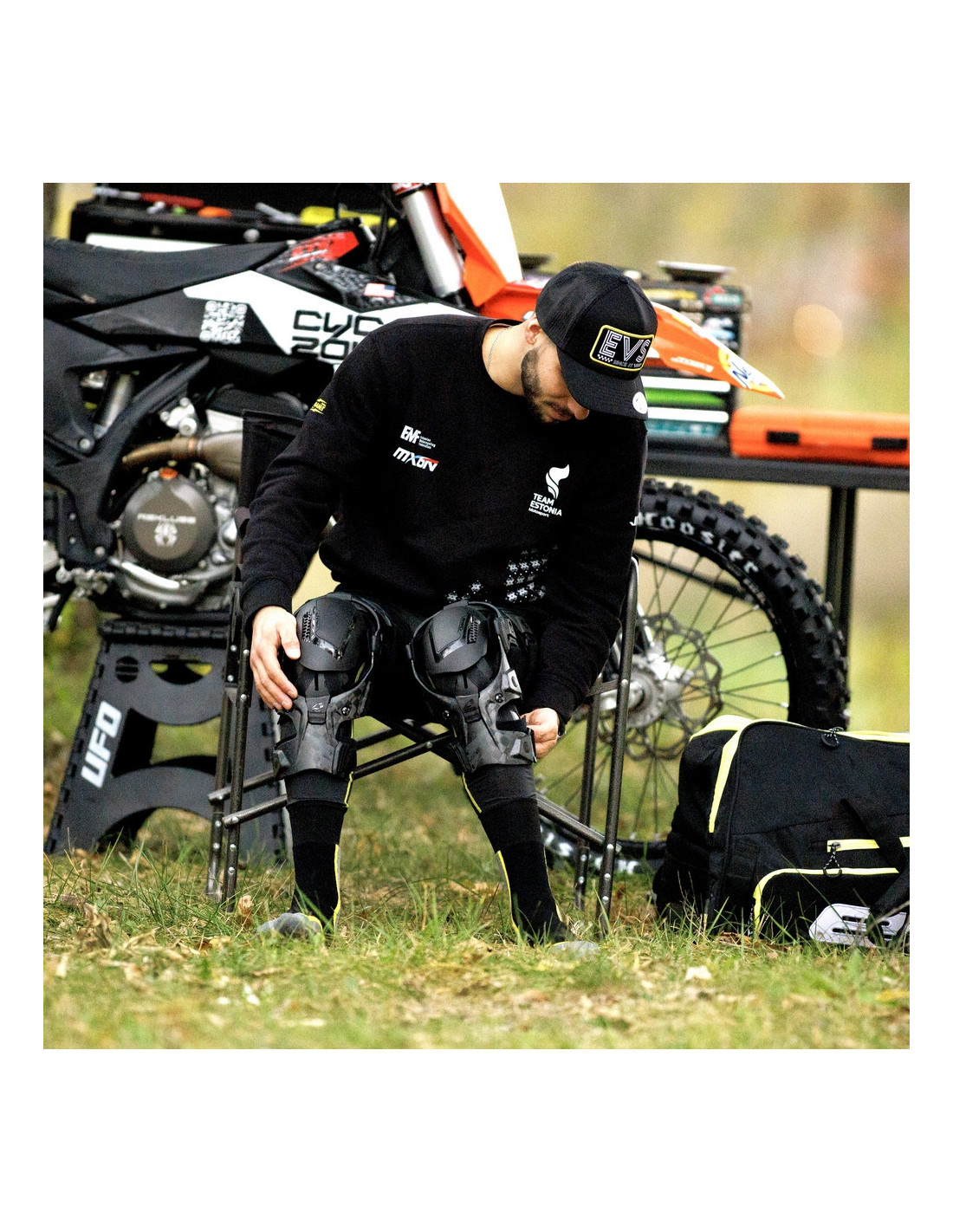 RODILLERAS ORTOPEDICAS EVS WEB... RODILLERAS ORTOPEDICAS EVS WEB...