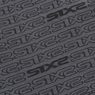 01-img-sixs-ropa-tecnica-moto-outdoor-4-season-TBX-V2-logo-gris-negro 2