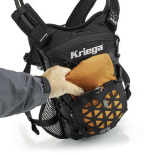 01-img-kriega-bolsillo-adicional-race-pouch-dp-negro 2